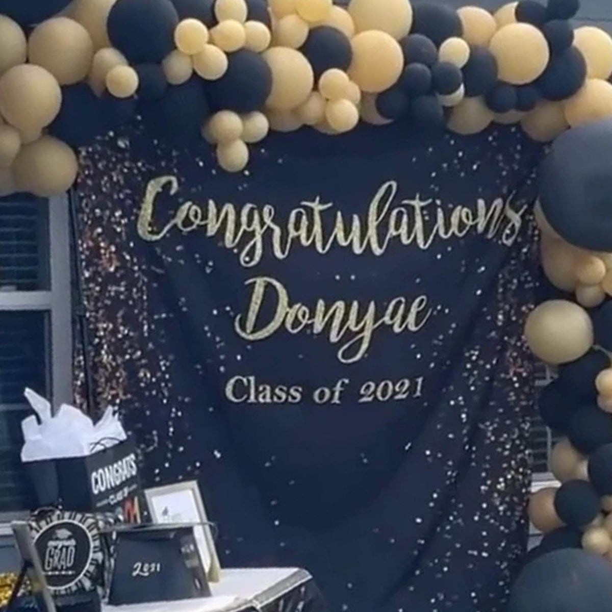 Personalized Prom Backdrop - Black and Gold - iJay Backdrops